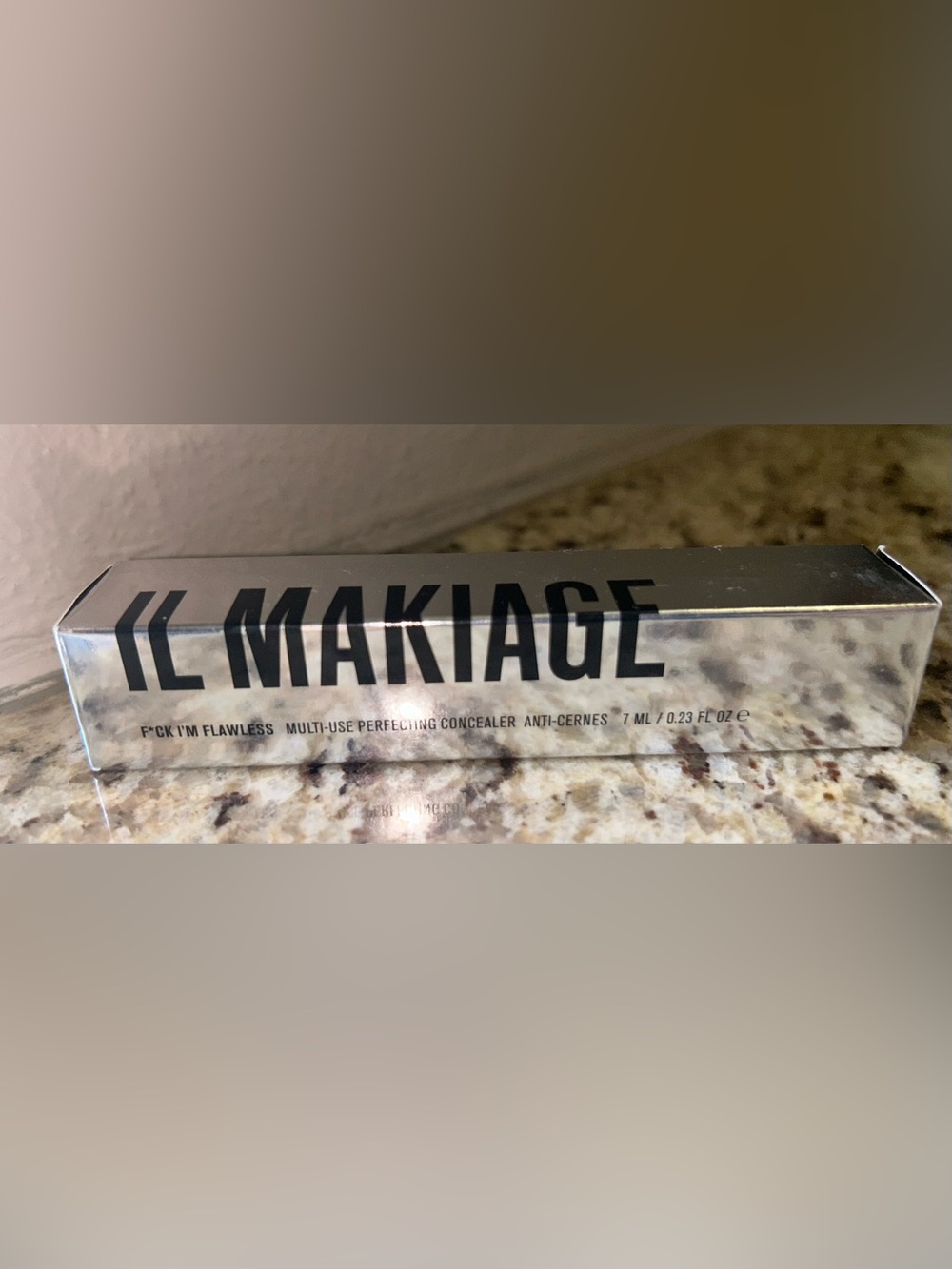 IL MAKIAGE Multi-Use Perfecting Concealer - New